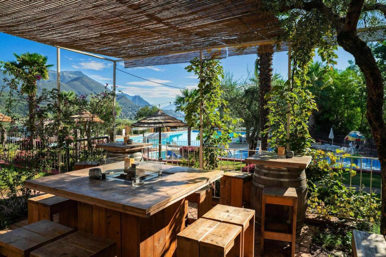 Weekend Glamping Resort San Felice del Benaco Zewnętrze zdjęcie