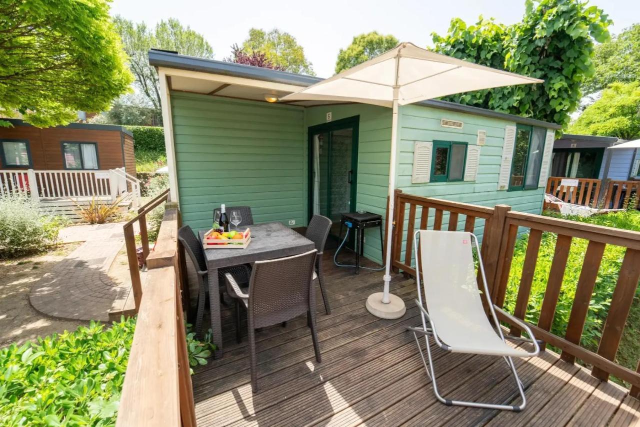 Weekend Glamping Resort San Felice del Benaco Zewnętrze zdjęcie