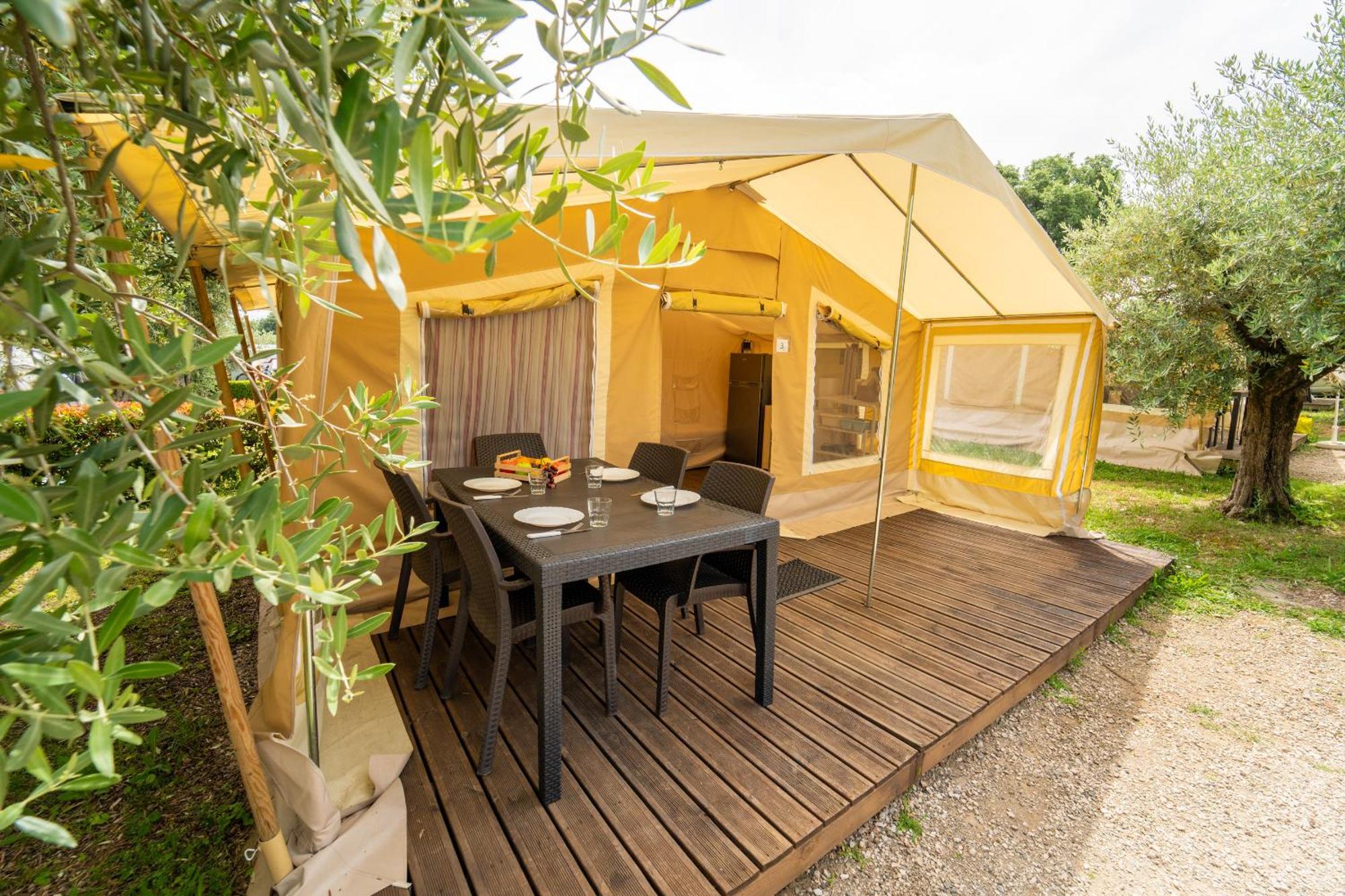 Weekend Glamping Resort San Felice del Benaco Pokój zdjęcie