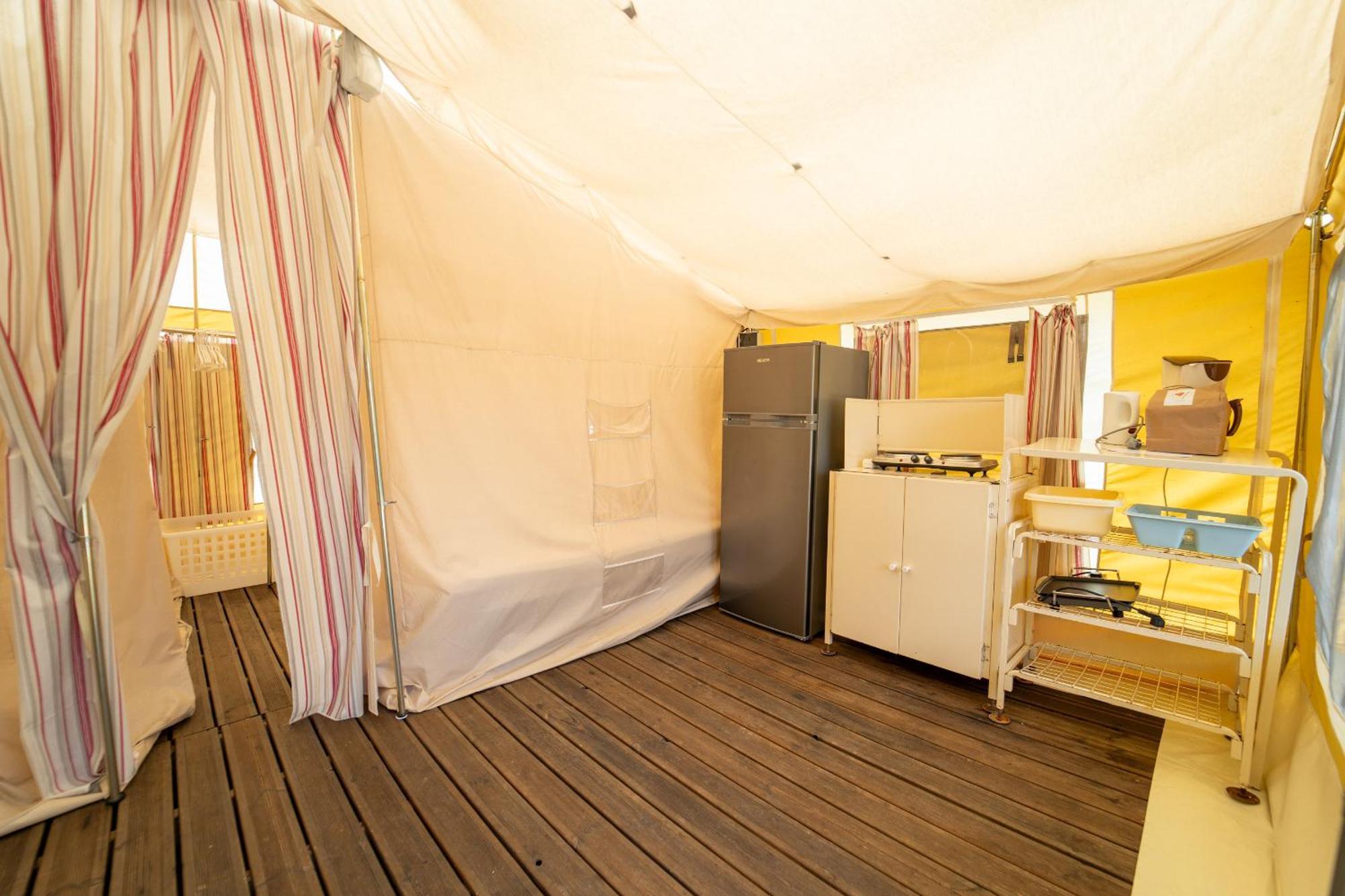 Weekend Glamping Resort San Felice del Benaco Pokój zdjęcie